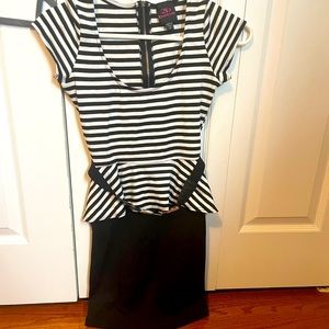 2b Bebe sailor mini belted dress peolum strioed top xs